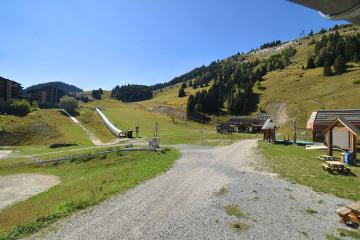 Alpe d´Huez: Auris en Oisans (alpedhuez.com)
