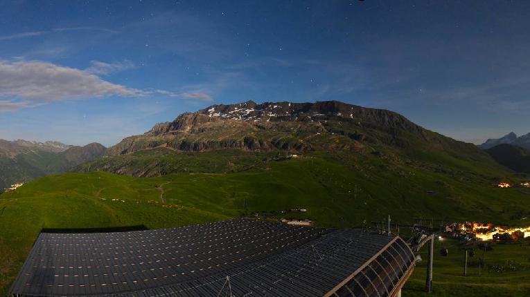 Webcam Alpe d´Huez: Le signal - 2114m