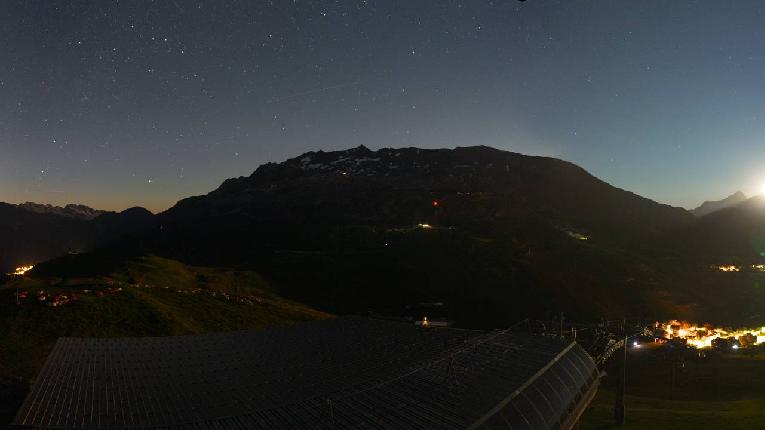 Webcam Alpe d´Huez: Le signal - 2114m