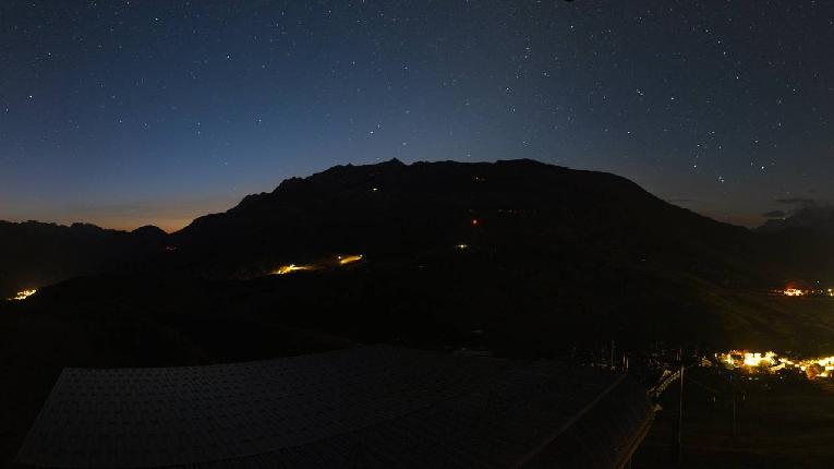 Webcam Alpe d´Huez: Le signal - 2114m