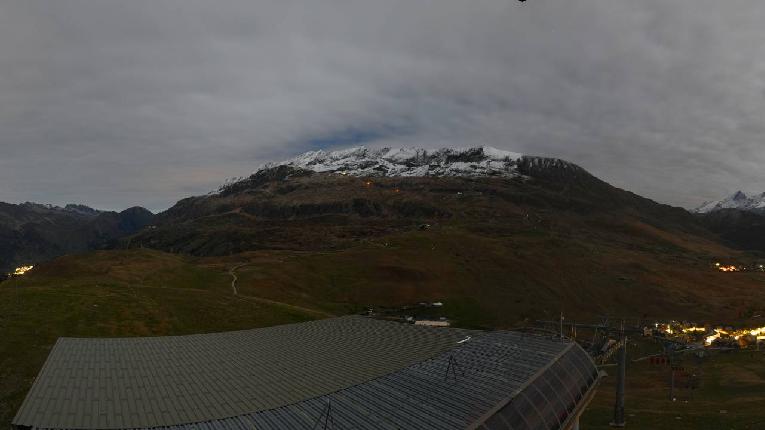 Webcam Alpe d´Huez: Le signal - 2114m