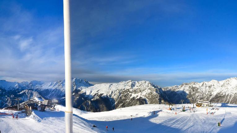 Webcam Alpe d´Huez: Le signal - 2114m
