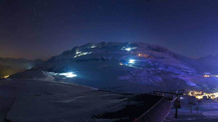 Webcam Alpe d´Huez: Le signal - 2114m