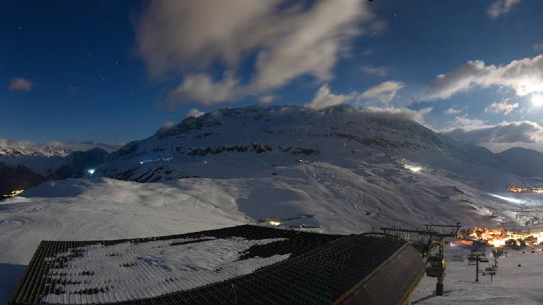 Webcam Alpe d´Huez: Le signal - 2114m