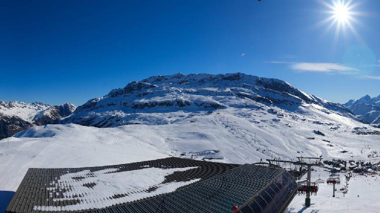 Webcam Alpe d´Huez: Le signal - 2114m