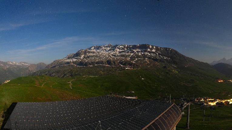 Webcam Alpe d´Huez: Le signal - 2114m