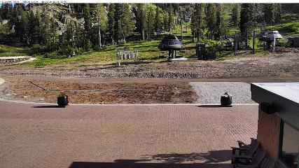 Alpine Meadows: Alpine Peek (squawalpine.com)