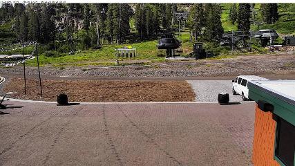 Alpine Meadows: Alpine Peek (squawalpine.com)