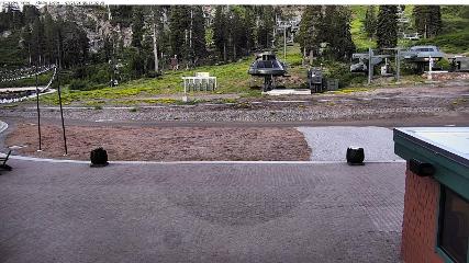 Alpine Meadows: Alpine Peek (squawalpine.com)