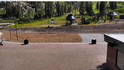 Alpine Meadows: Alpine Peek (squawalpine.com)