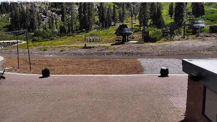 Alpine Meadows: Alpine Peek (squawalpine.com)