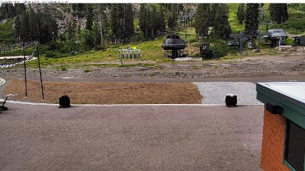 Alpine Meadows webcam