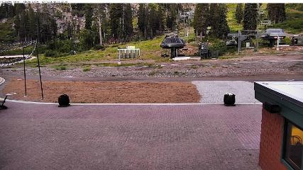 Alpine Meadows: Alpine Peek (squawalpine.com)