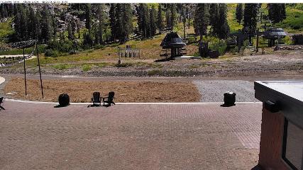 Alpine Meadows webcam