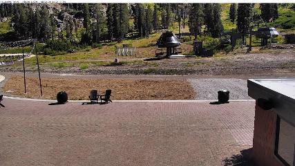 Alpine Meadows: Alpine Peek (squawalpine.com)