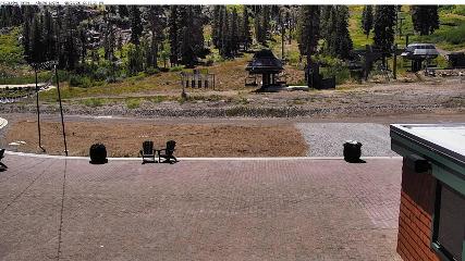 Alpine Meadows: Alpine Peek (squawalpine.com)