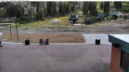 Alpine Meadows: Alpine Peek (squawalpine.com)