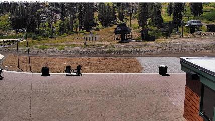 Alpine Meadows: Alpine Peek (squawalpine.com)