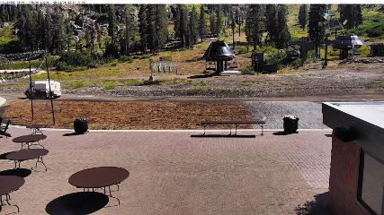 Alpine Meadows: Alpine Peek (squawalpine.com)