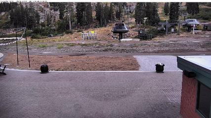 Alpine Meadows: Alpine Peek (squawalpine.com)