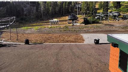 Alpine Meadows: Alpine Peek (squawalpine.com)