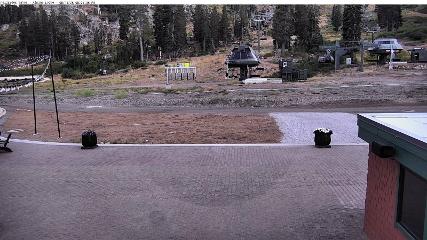 Alpine Meadows: Alpine Peek (squawalpine.com)