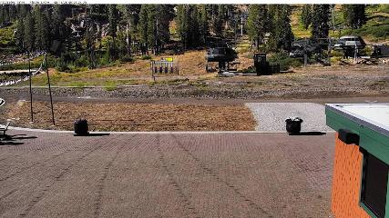 Alpine Meadows: Alpine Peek (squawalpine.com)