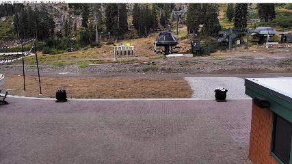 Alpine Meadows: Alpine Peek (squawalpine.com)