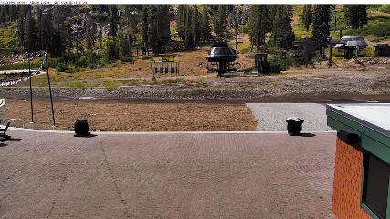 Alpine Meadows: Alpine Peek (squawalpine.com)