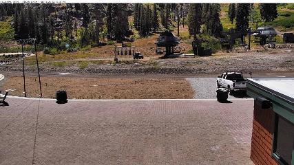 Alpine Meadows: Alpine Peek (squawalpine.com)