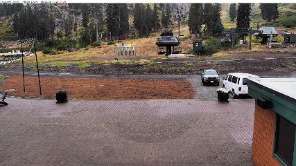 Alpine Meadows webcam