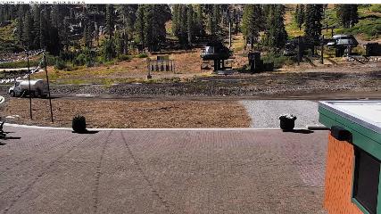 Alpine Meadows: Alpine Peek (squawalpine.com)