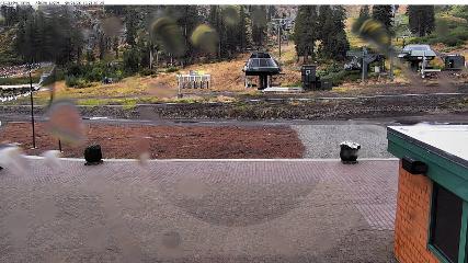 Alpine Meadows: Alpine Peek (squawalpine.com)