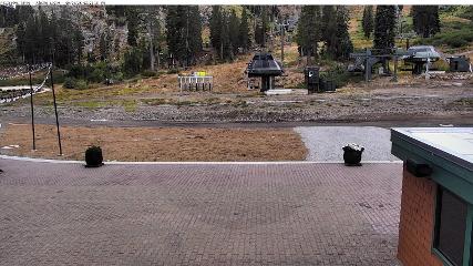 Alpine Meadows: Alpine Peek (squawalpine.com)