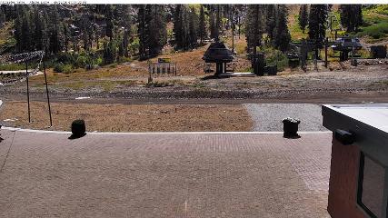 Alpine Meadows: Alpine Peek (squawalpine.com)