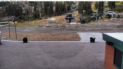 Alpine Meadows: Alpine Peek (squawalpine.com)