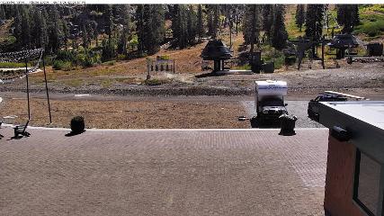 Alpine Meadows: Alpine Peek (squawalpine.com)