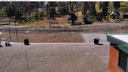 Alpine Meadows: Alpine Peek (squawalpine.com)