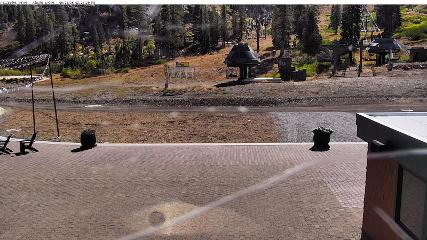 Alpine Meadows: Alpine Peek (squawalpine.com)
