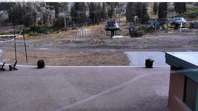 Webcam Alpine Meadows: Alpine Peek