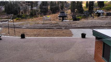 Alpine Meadows: Alpine Peek (squawalpine.com)