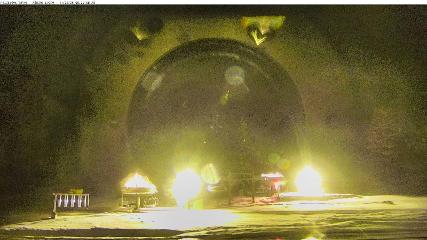 Alpine Meadows: Alpine Peek (squawalpine.com)