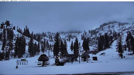 Alpine Meadows: Alpine Peek (squawalpine.com)