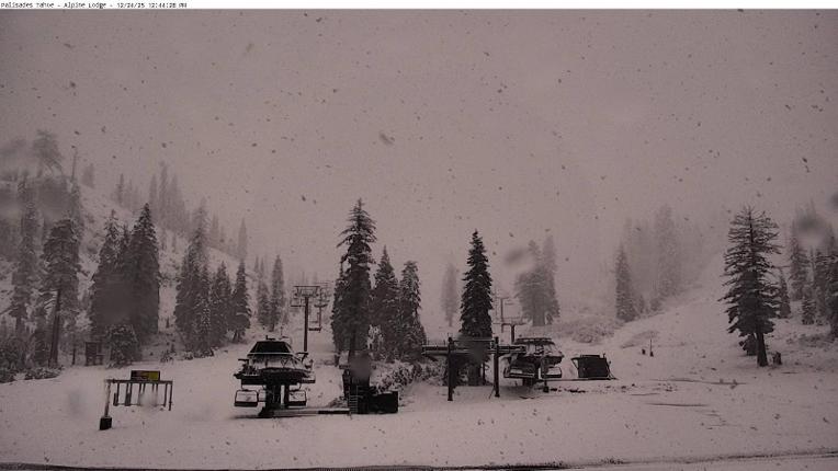 Webcam Alpine Meadows: Alpine Peek