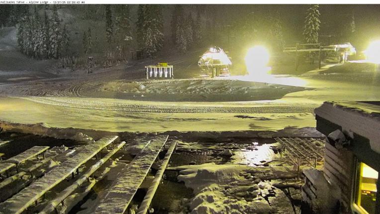 Webcam Alpine Meadows: Alpine Peek