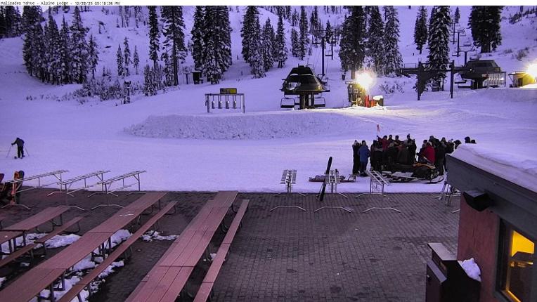 Webcam Alpine Meadows: Alpine Peek