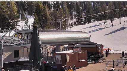 Alpine Meadows: Alpine Peek (squawalpine.com)