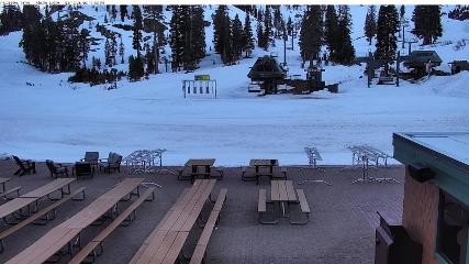 Alpine Meadows webcam