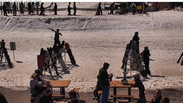 Webcam Alpine Meadows: Alpine Peek