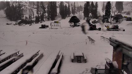 Alpine Meadows: Alpine Peek (squawalpine.com)